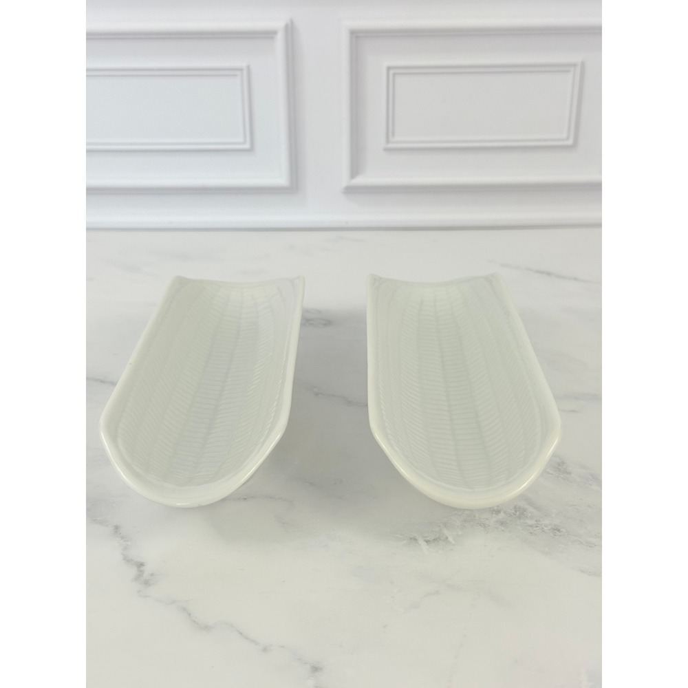 VTG PAIR (2) 8.5" White Ceramic Corn on the Cob Dishes Mint!